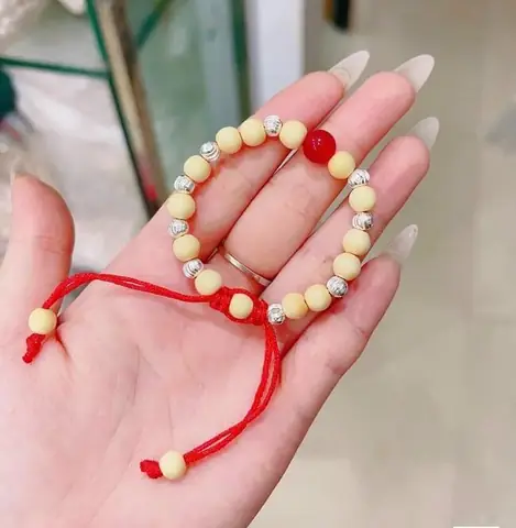 Vòng Phong Thủy Cho Bé Sơ Sinh