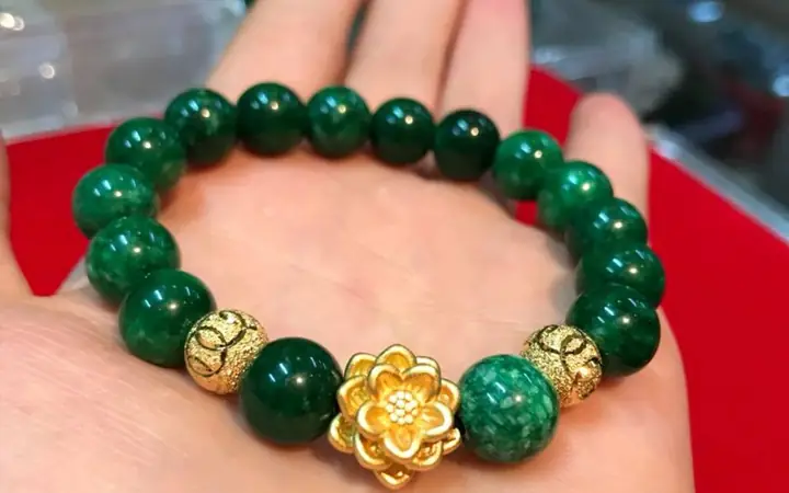 Vòng Phong Thủy Mệnh Mộc Cho Nam