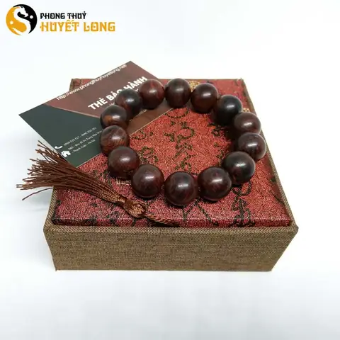 Vòng Tay Gỗ Sưa Phong Thủy