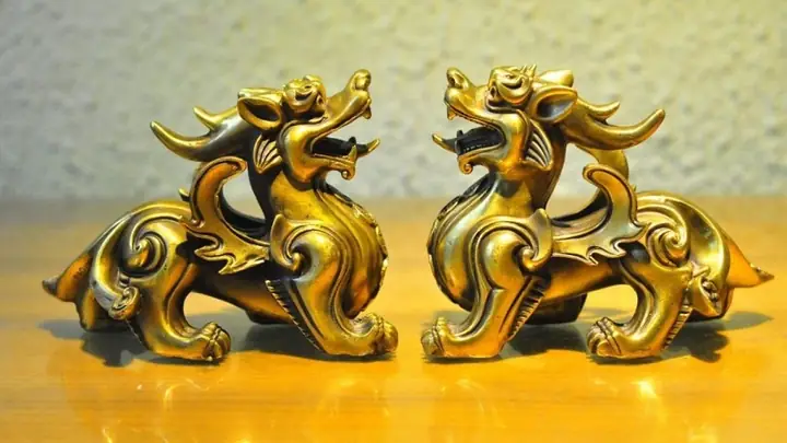 Vật Phẩm Phong Thủy Mệnh Thổ